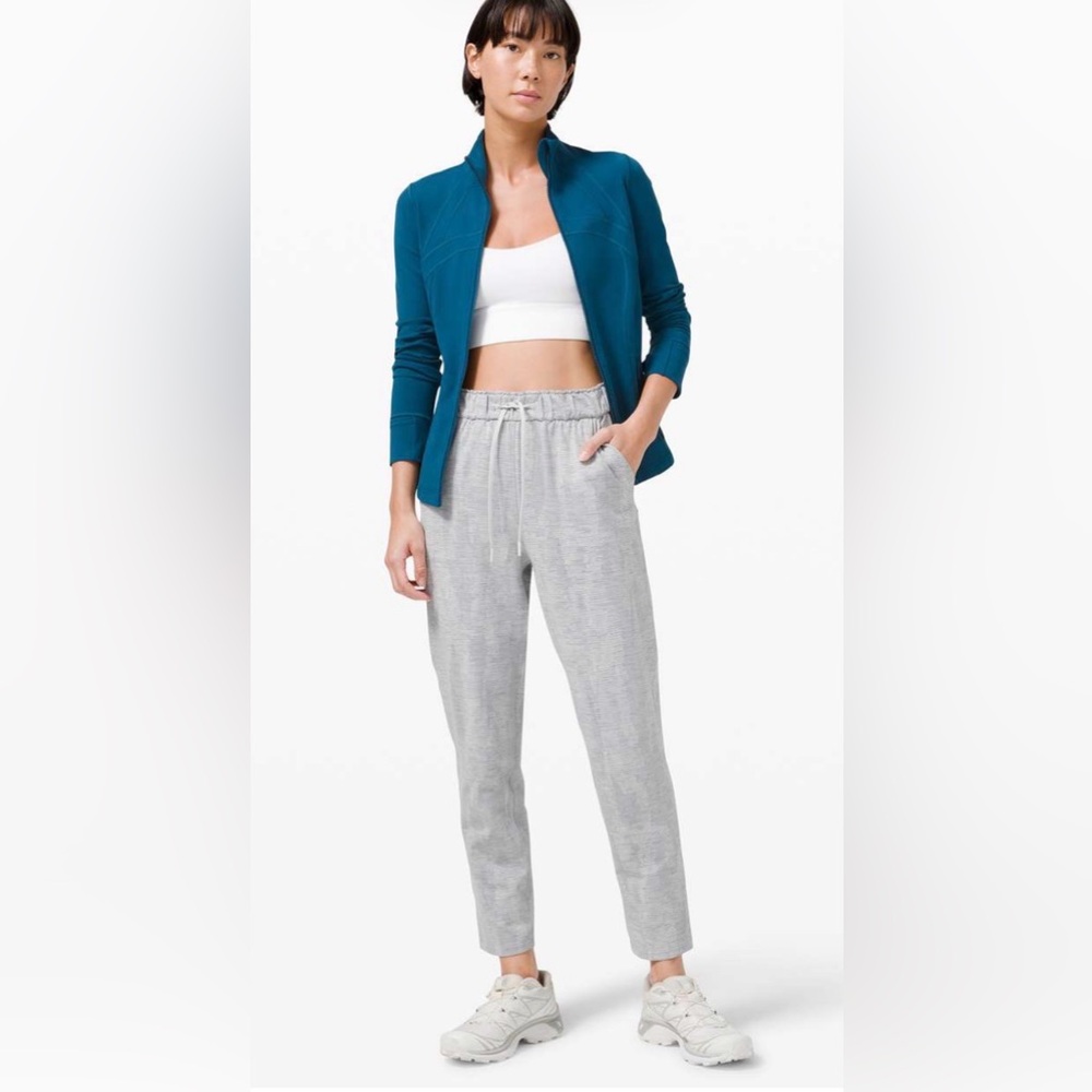 lululemon athletica Teal Jacket with Light Gray Cropped Pants